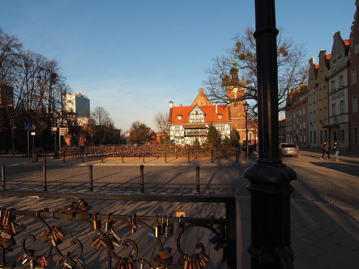 Grand Tourist Gemini Apartman Gdańsk Kültér fotó